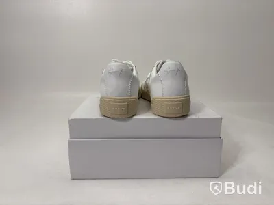Sneakers Eytys, stl. 43