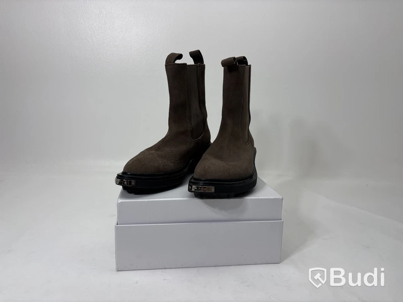 Boots Eytys