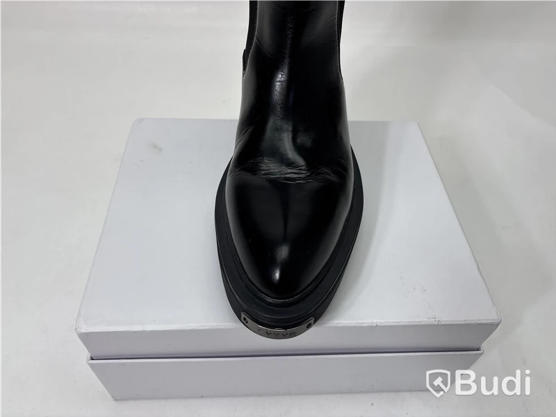 Boots Eytys