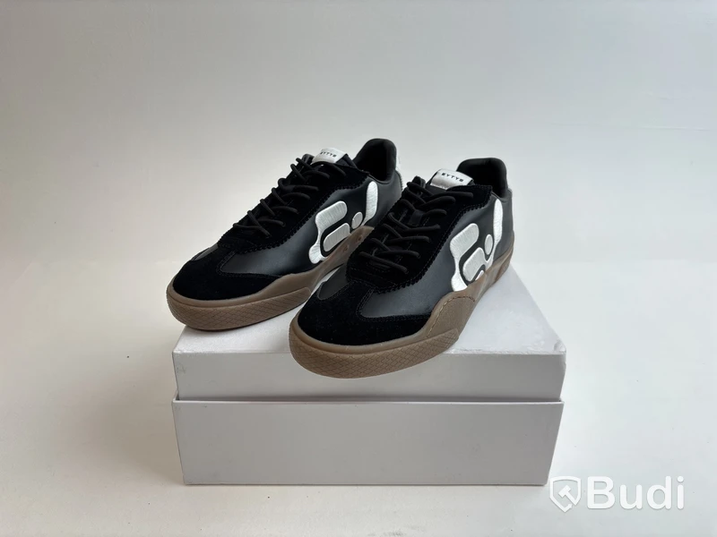 Sneakers Eytys, stl. 43