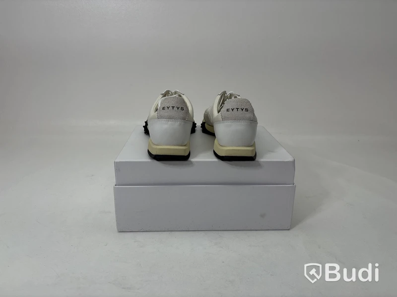 Sneakers Eytys, stl. 43