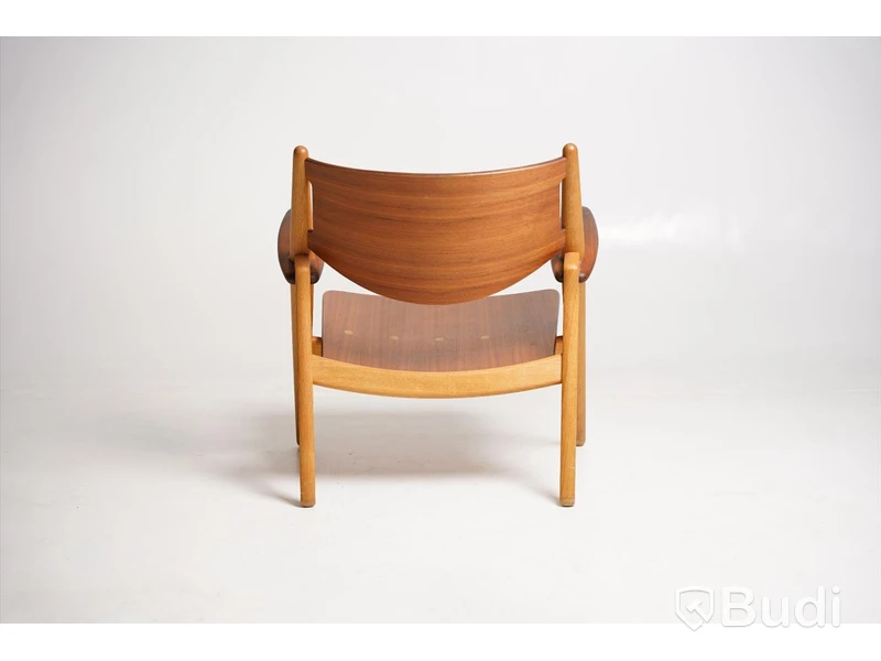Designstol - Carl Hansen & Son, CH28T Lounge Chair, Design Hans J. Wegner, tillverkad 2008, ek.