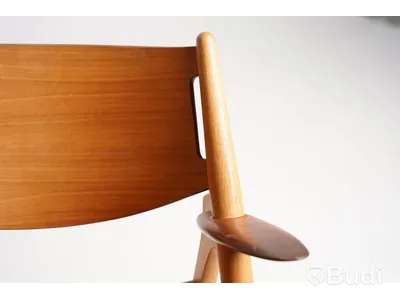 Designstol - Carl Hansen & Son, CH28T Lounge Chair, Design Hans J. Wegner, tillverkad 2008, ek.
