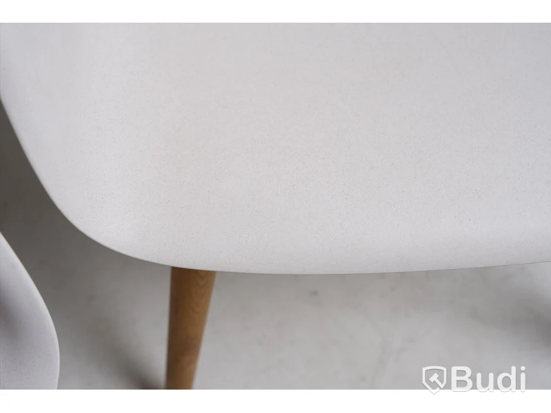 2 st. Designstol - Muuto, Fiber Armchair, natural white återvunnen plast och ek.