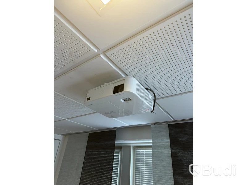 NEC-projektor