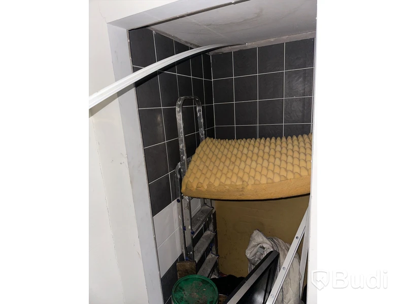 CONTAINEX Modul med inrening pentry och wc 9 x 2,5 met