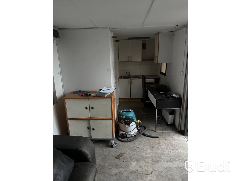 CONTAINEX Modul med inrening pentry och wc 9 x 2,5 met