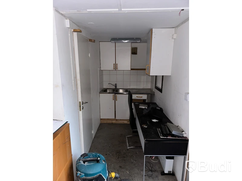 CONTAINEX Modul med inrening pentry och wc 9 x 2,5 met