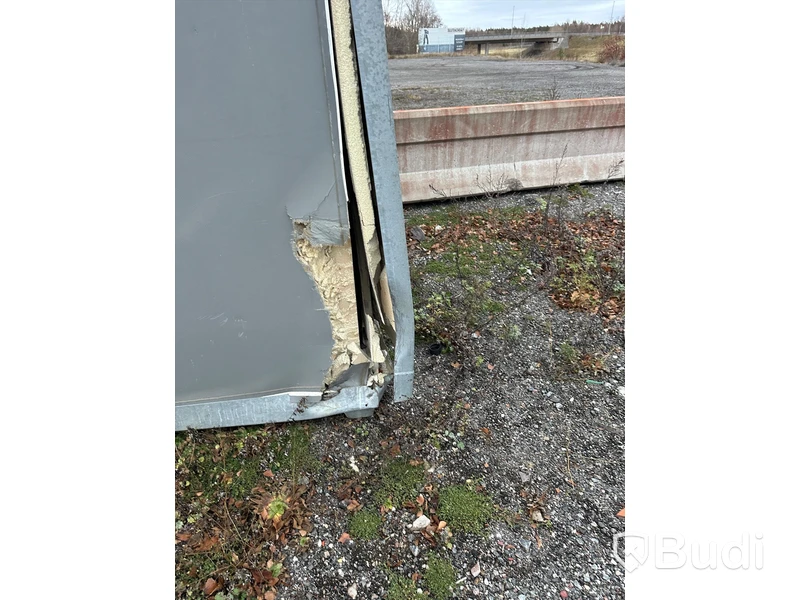 Toalett flyttbar modul krockskadad