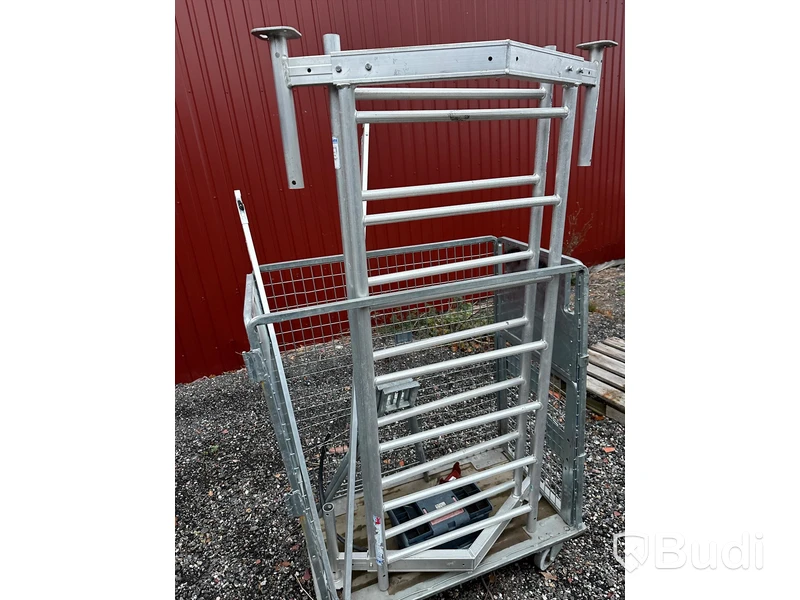 Ställningsdetaljer KRAUSE i vagn