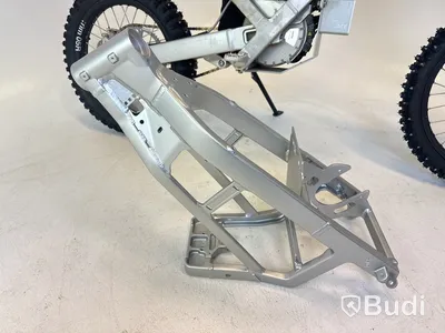Prototyp Cake BUKK -2024 | Dirtbike | Reparationsobjekt | YW2C5M110PA000009