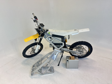 Prototyp Cake BUKK -2024 | Dirtbike | Reparationsobjekt | YW2C5M110PA000009