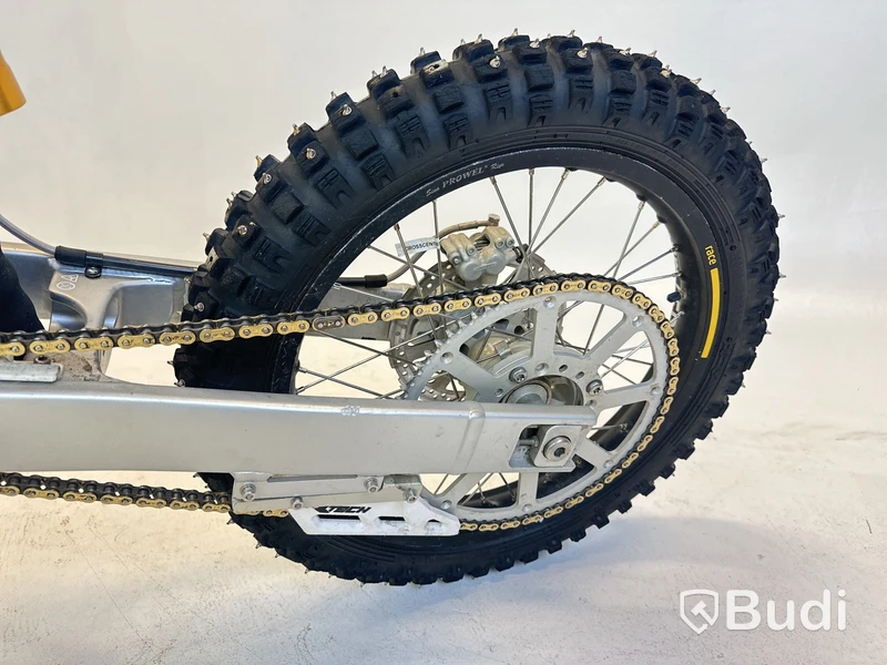 Prototyp Cake BUKK -2024 | Dirtbike | Reparationsobjekt | YW2C5M110PA000009