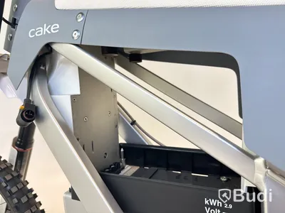 Cake BUKK -2023 | Dirtbike | Reparationsobjekt | YW2C5M110PA000008