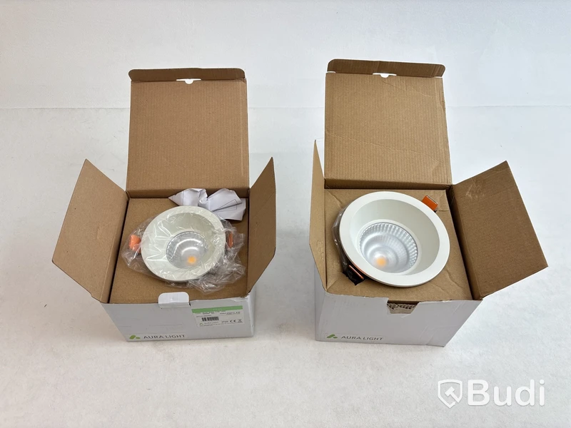 2 st. Lampor Aura light, Salix 11W Led och Salix RE D139 15W