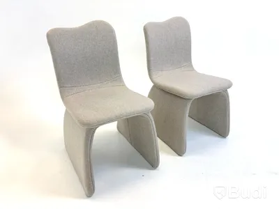 2 st. Stolar, the Love Chair