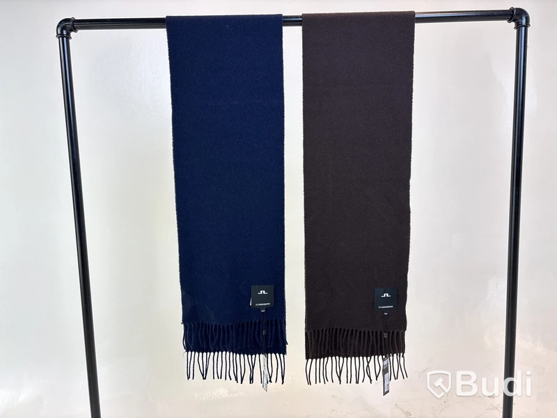 2 st. Halsdukar J.Lindeberg, Champ solid wool scarf, one size