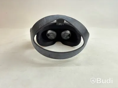 Virtual reality headset Oculus Quest, 64 GB