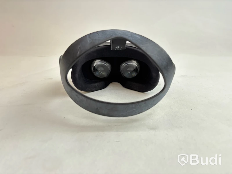 Virtual reality headset Oculus Quest, 64 GB