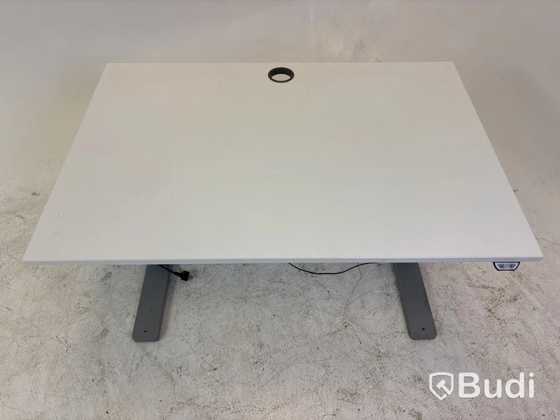 Höj- och sänkbart skrivbord Kinnarps