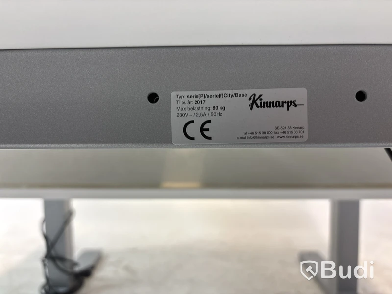 Höj- och sänkbart skrivbord Kinnarps