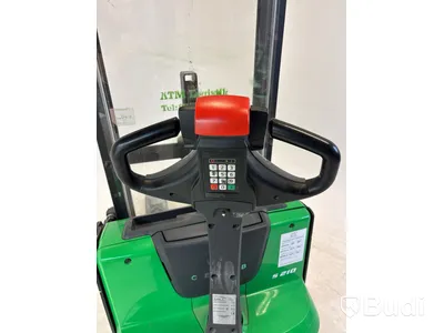Gåtruck / Ledtruck Cesab, S210