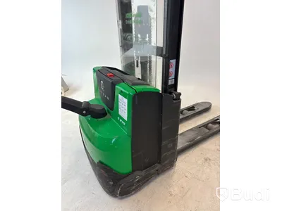 Gåtruck / Ledtruck Cesab, S210