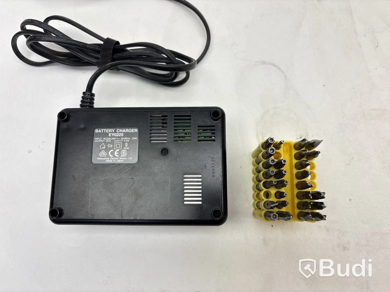 2 st. Batteridrivna skruvdragare Panasonic, EY6225