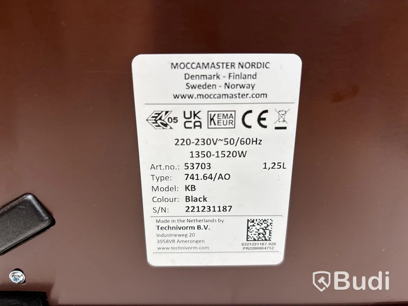 Kaffebryggare Moccamaster + Nespresso Essenza Mini inkl. Mjölkskummare Nespresso
