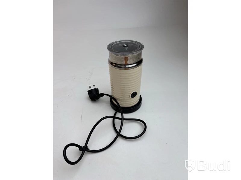 Kaffebryggare Moccamaster + Nespresso Essenza Mini inkl. Mjölkskummare Nespresso