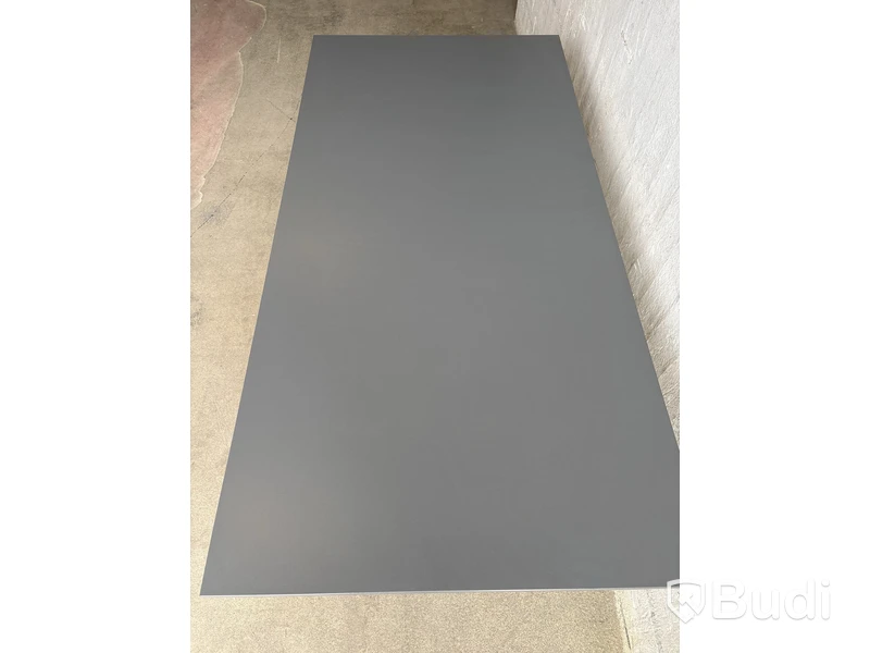 Höj- och sänkbart skrivbord RolErgo
