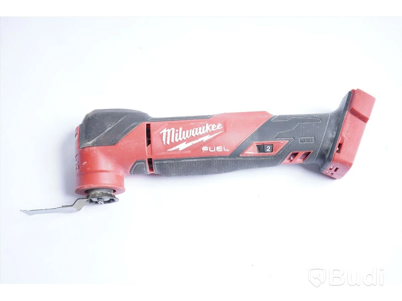 Multiverktyg – Milwaukee FMT-0x M18, Funktionstestad. Utan batteri, inkl laddare