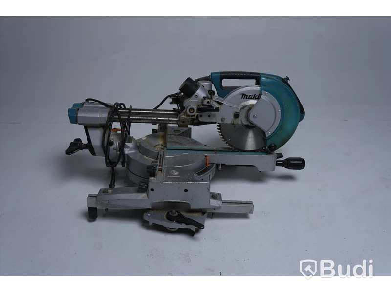 Kapsåg samt sågbänk - Makita LS0815FL samt WST06