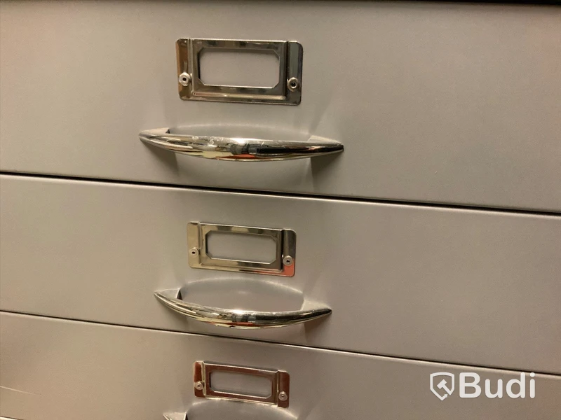 Grå Hurts Obs! Färgen upplevs ljusare på bild (Se sista bilden)