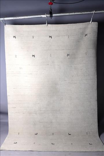 Matta - CarpetVista. Handmade. Vit 190 x 285 cm.