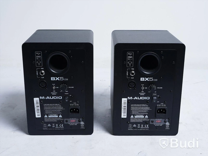 Studiomonitorer, M-Audio BX5 D3, OBS! strömkablar saknas.
