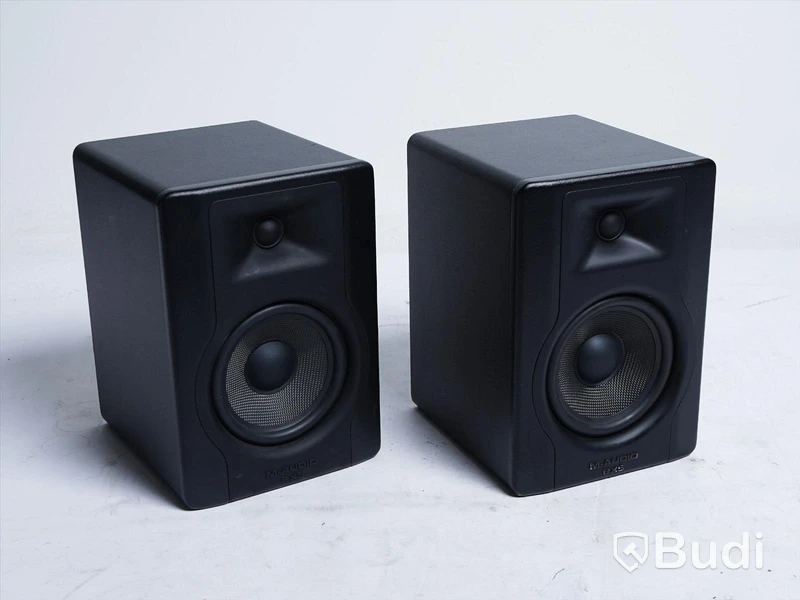 Studiomonitorer, M-Audio BX5 D3, OBS! strömkablar saknas.