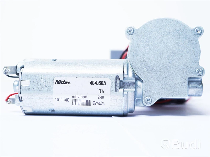 1 st. DC-motor 24VDC - Nidec 404.603. Ord. pris ink. moms: ca 2600 kr. Ny.