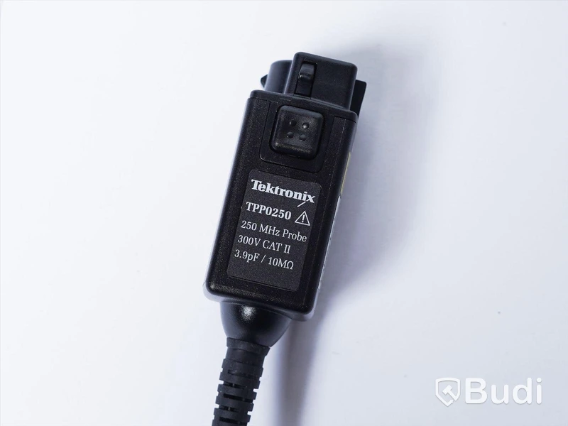 1 st. Oscilloskopprob - Tektronix Oscilloscope Probe, Passive 250 MHz 300 V, 10:1. Ord. pris ink. moms: ca 6000 kr. OBS! delar kan saknas
