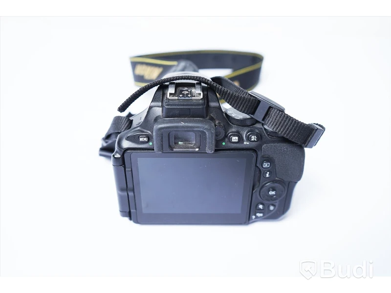 Digitalkamera inkl stativ - Nikon D5600
