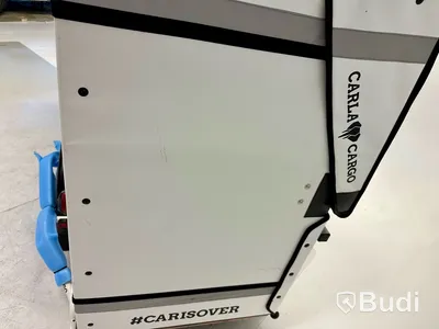 Cykelsläp Carla Cargo Cake, vit, samt packbox Bagpro.