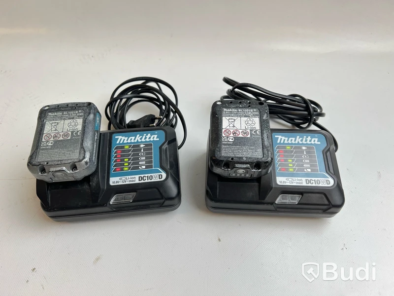 2 st. Laddare och 2 st. batteri Makita, DC10WD, BL1021B.
