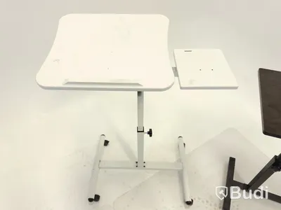 4 st. Arbetsbord, Manuellt höj- och sänkbara