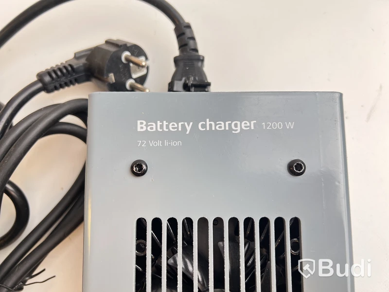 Batteriladdare 1200W Cake