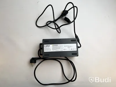 Batteriladdare Cake Makka