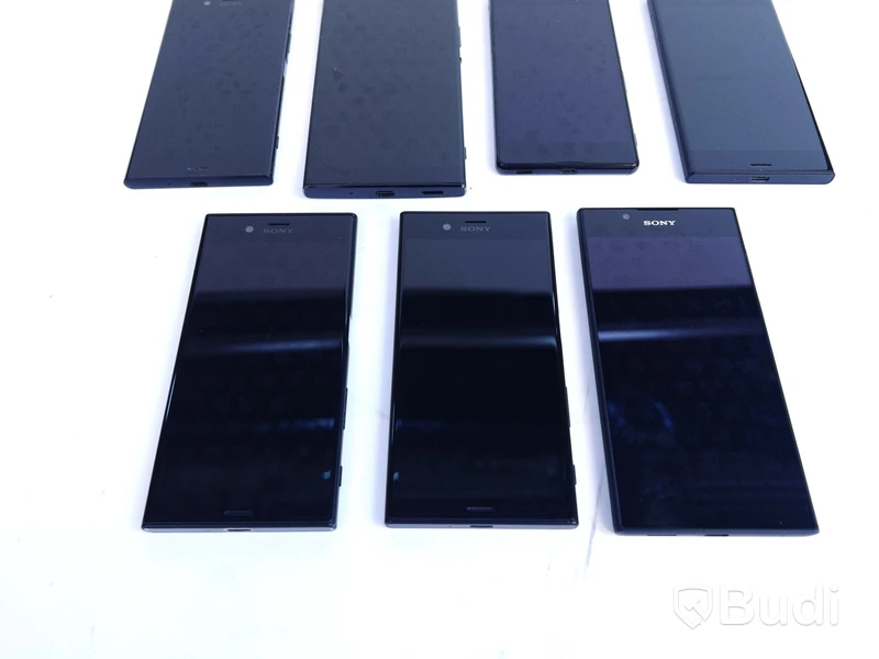 Parti med mobiltelefoner, Sony Xperia blandade modeller