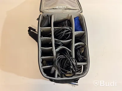 Kamera Panasonic HC-VX1 med tillbehör och väska thinkTank