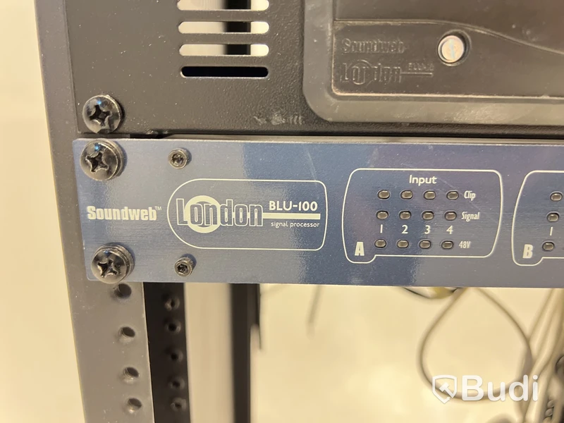 Rack med London Blu-100 Audio processor. OBS! Ej funktionstestat.