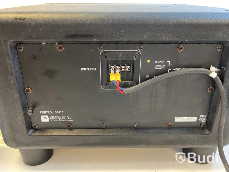 2 st. Högtalare JBL Control SB210.