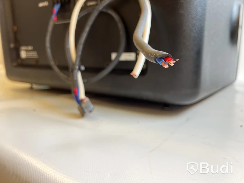 2 st. Högtalare JBL Control SB210.